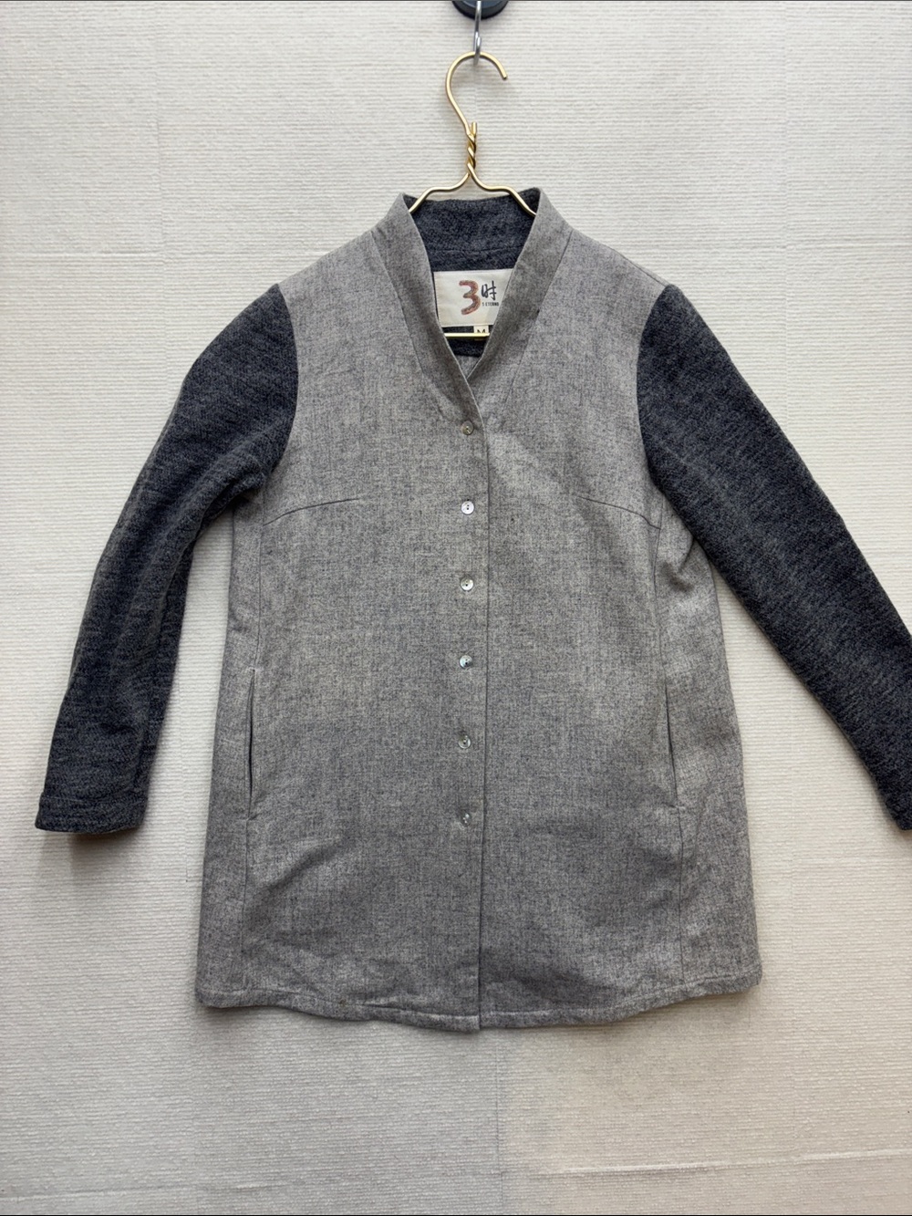 3 T-Eterno | Wool-Blend Two-Tone Grey button up shirt medium
